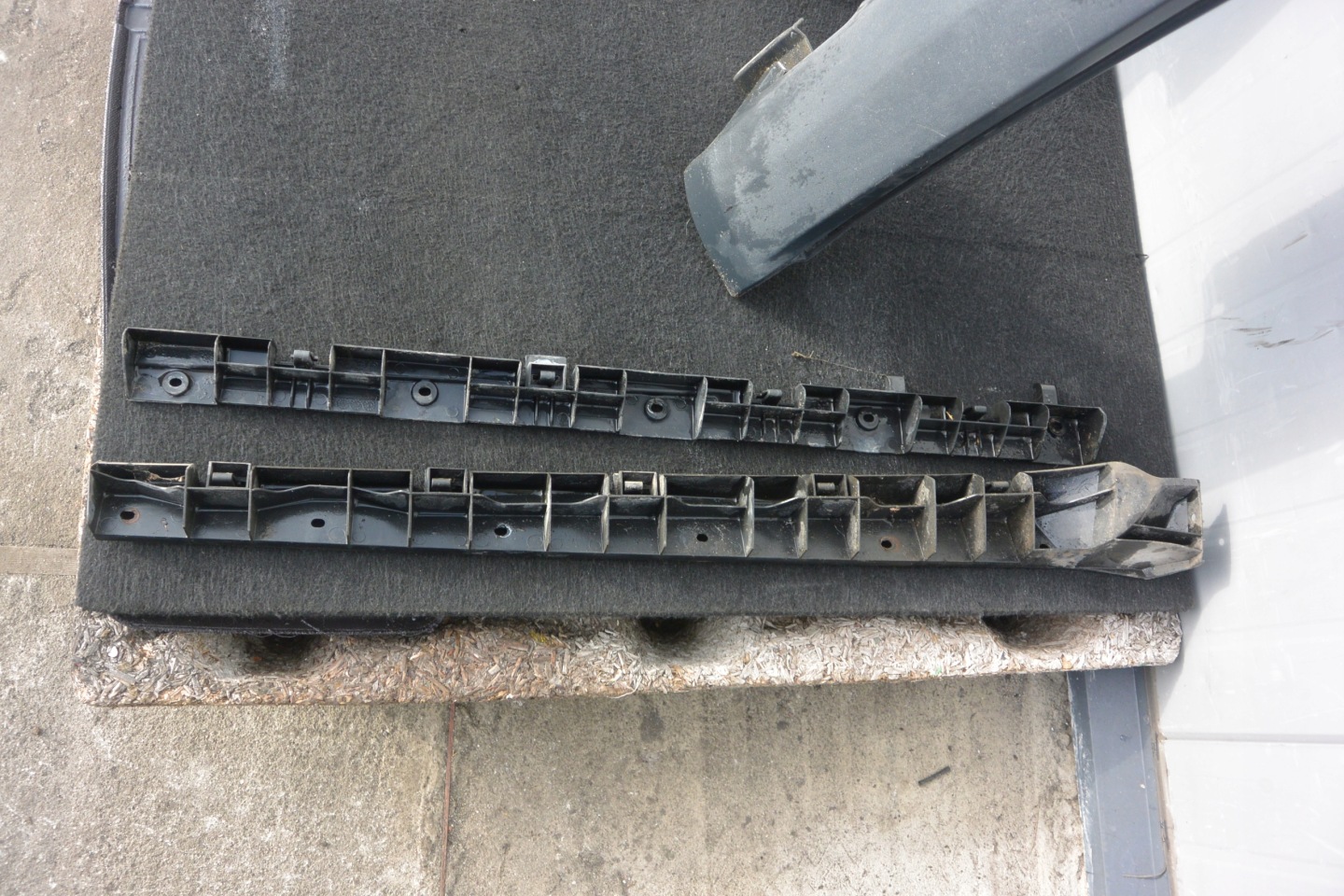 cap of the threshold moulding threshold MERCEDES GL X164