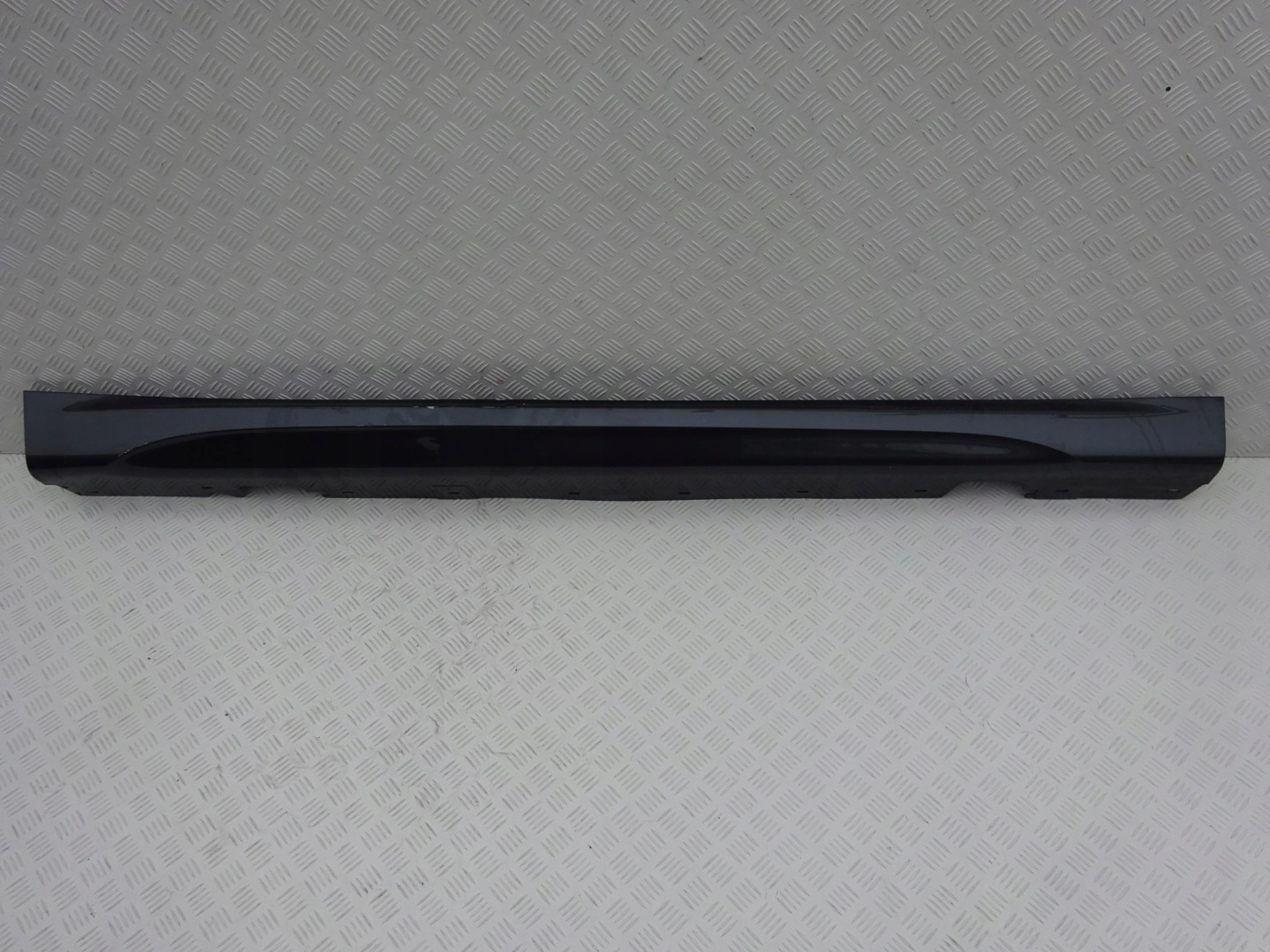 BMW X1 E84 M PAKIET threshold right moulding cap