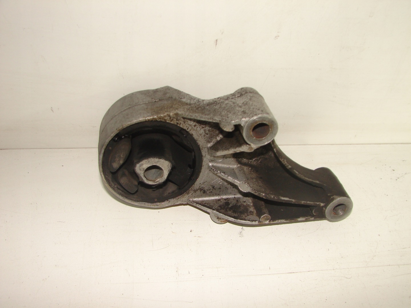 engine mount rear OPEL ZAFIRA B 05- 1.6B 16V