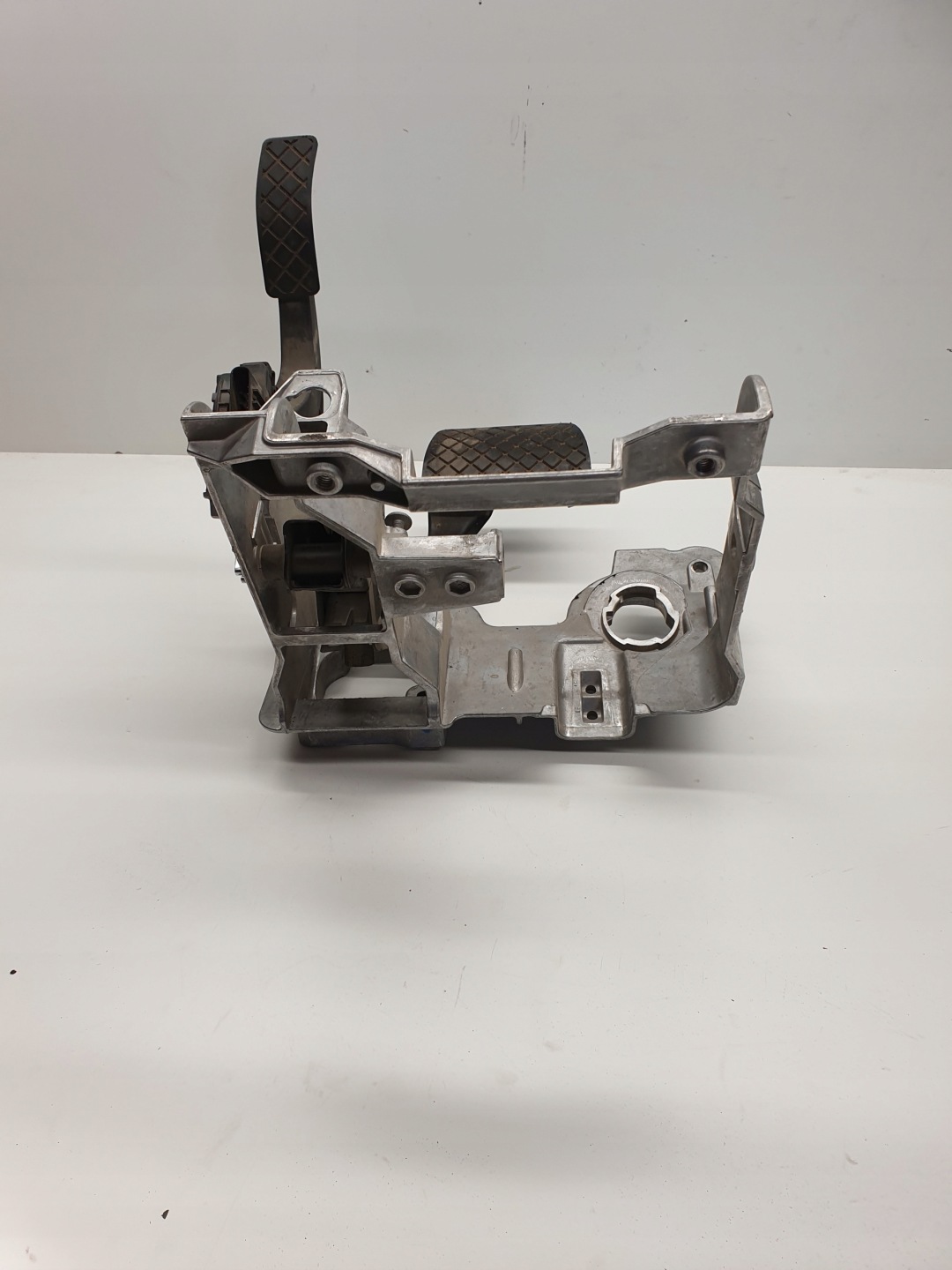 support PEDALOW brakes gas AUDI A4B8 A5 8K1721117
