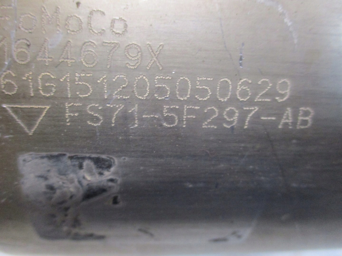 catalyst FS71-5F297-AB