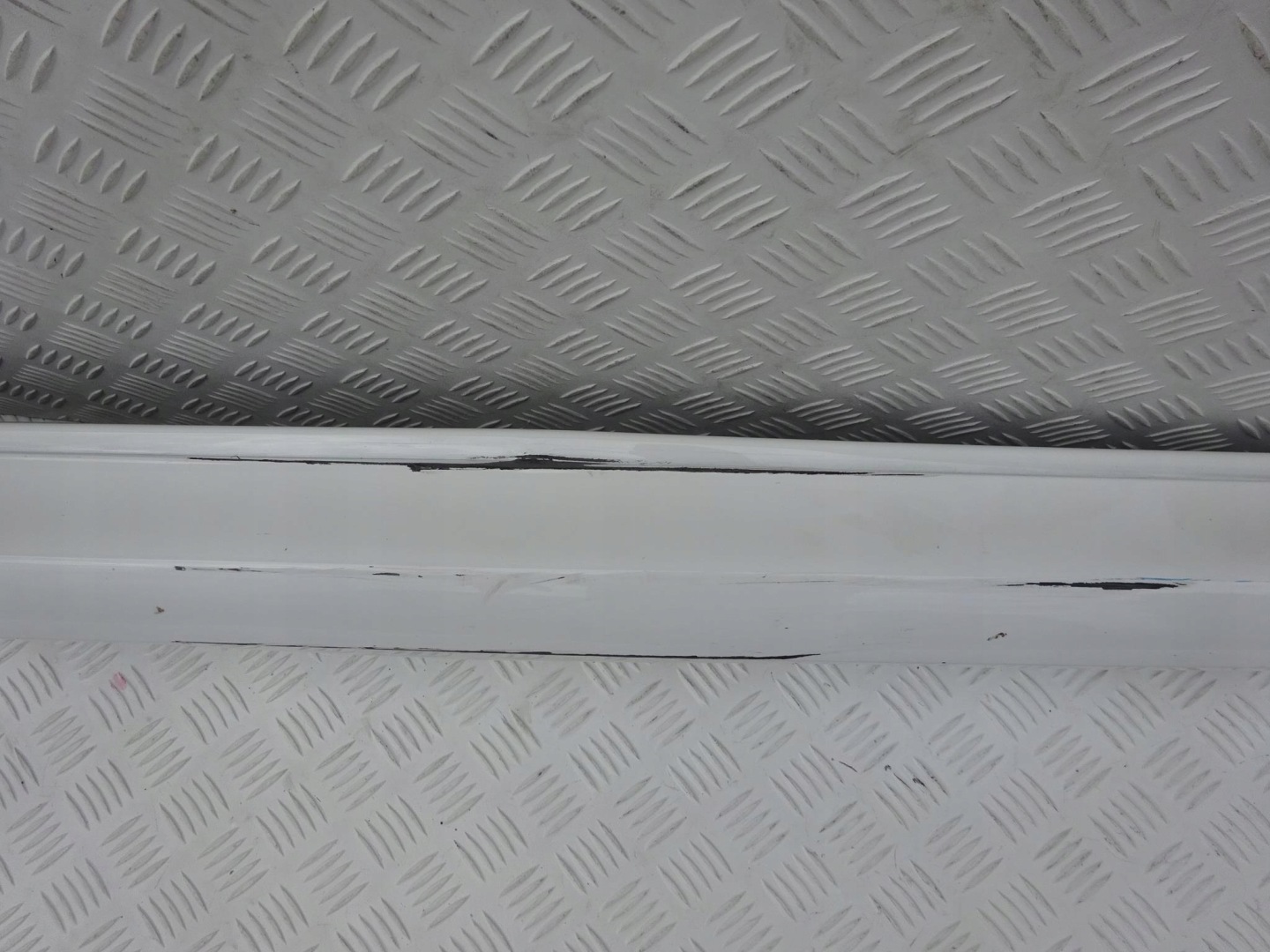 MERCEDES CLS C257 W257 AMG threshold right moulding