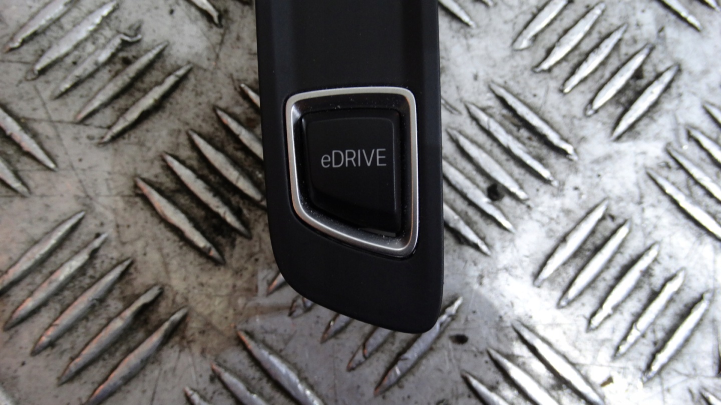 IDEALNY PANEL central PDC XDRIVE BMW F15 X5 1