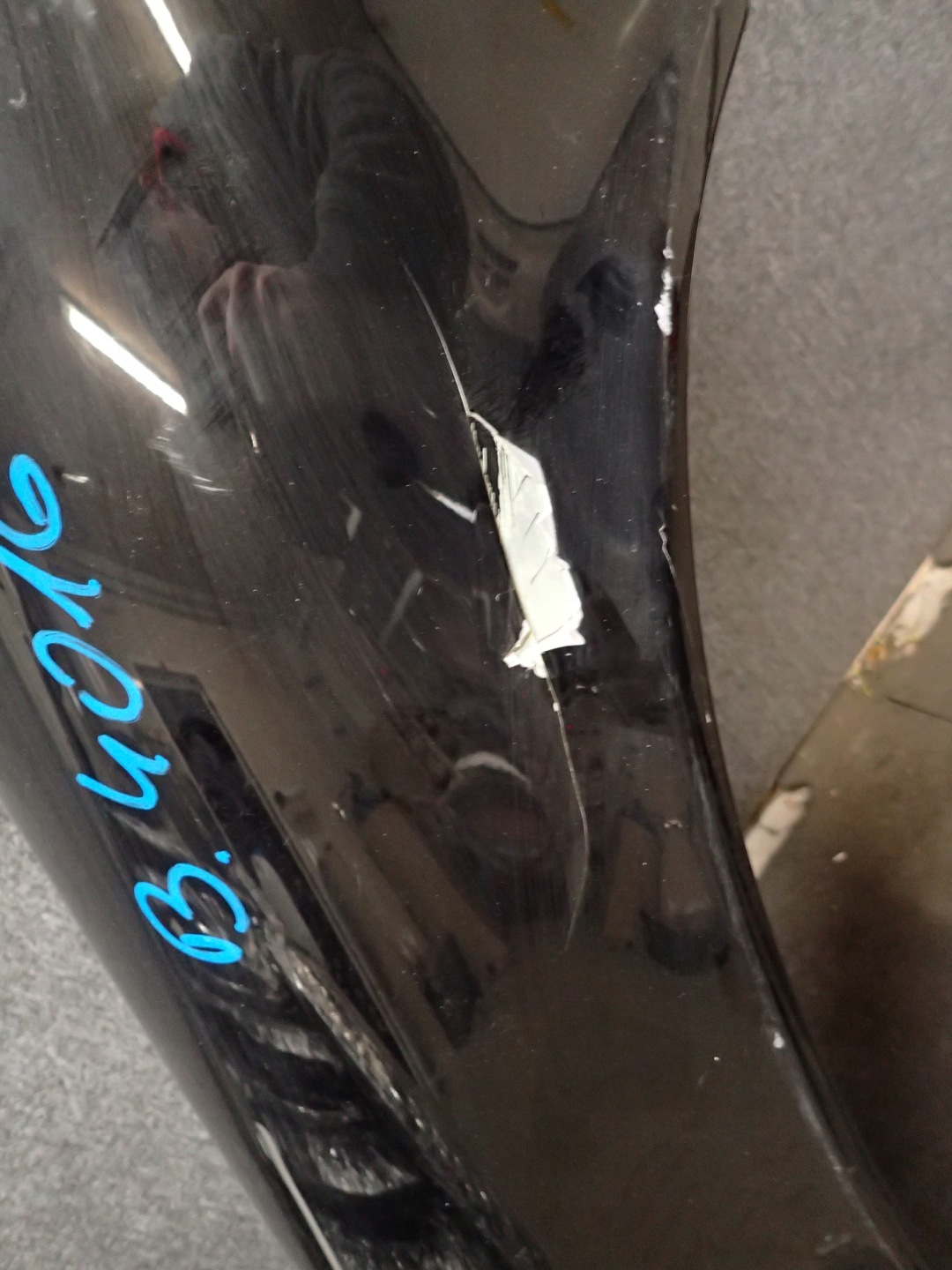 FENDER FRONT RIGHT PORSCHE 911 81-89