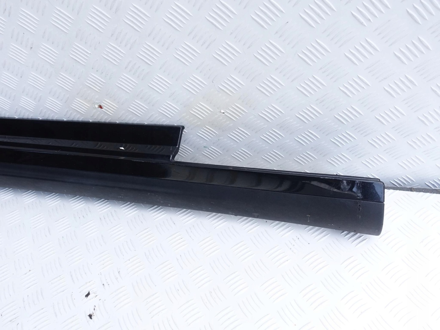 MASERATI QUATTROPORTE 13- threshold right moulding