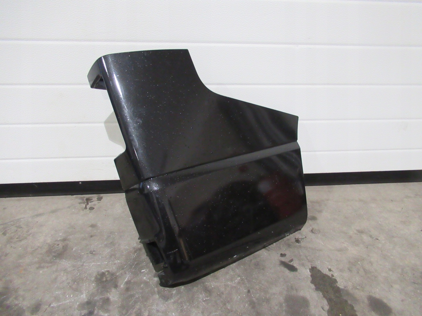 ECKE DER STOSSSTANGE RECHTS HECK RENAULT TRAFIC III