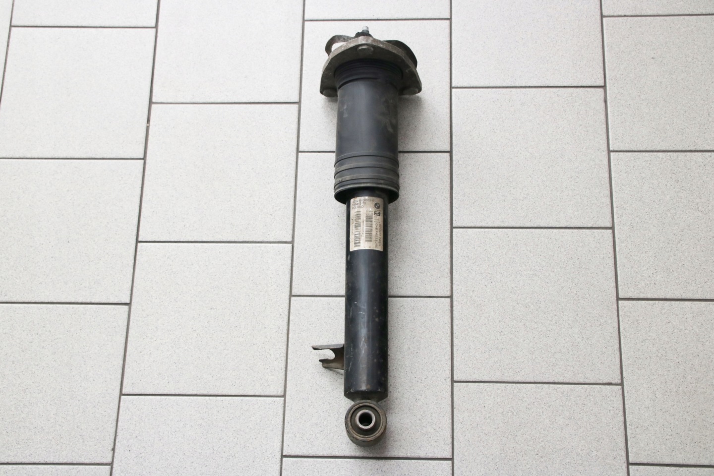 BMW X5 E70 X6 E71 shock absorber right rear part rear 6788512
