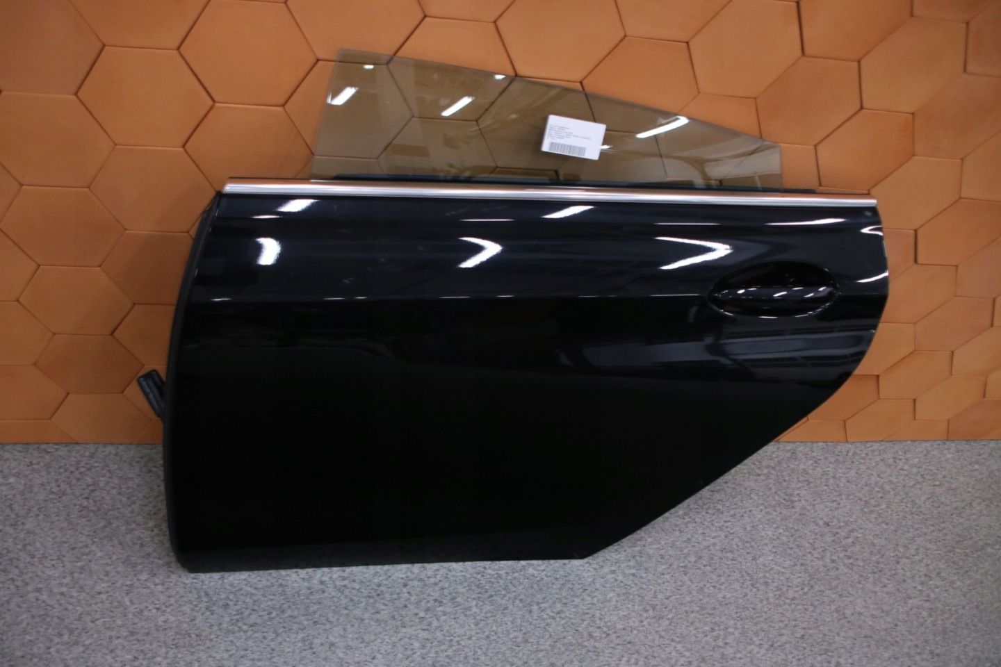 BMW 6 G32 GT door complete left rear part colour 475