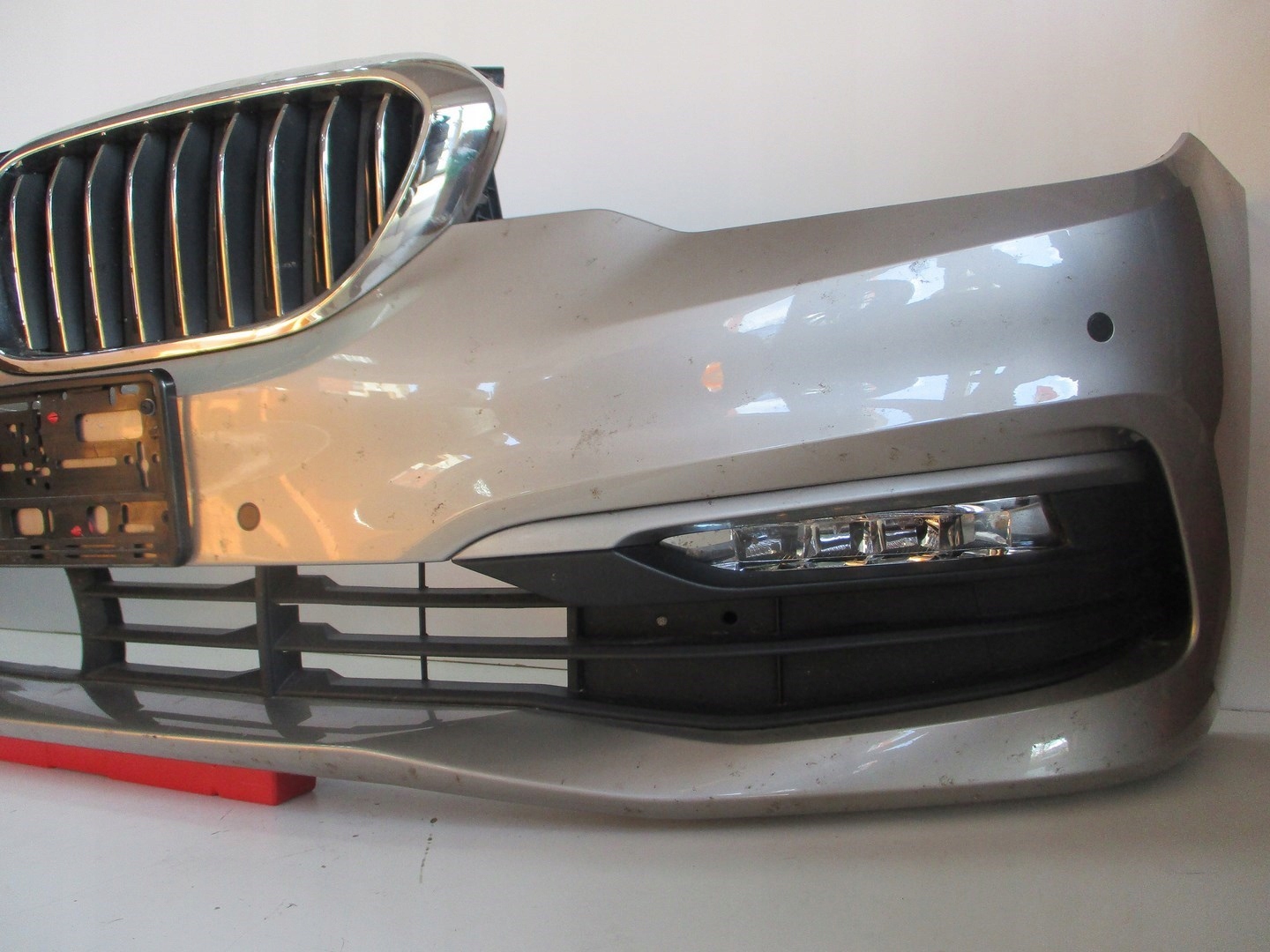 bumper BMW 5 G30 G31 6X PDC below RADAR