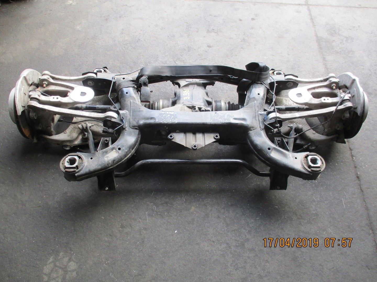 ACHSTRÄGER HINTEN BMW X5 F15 2,0D