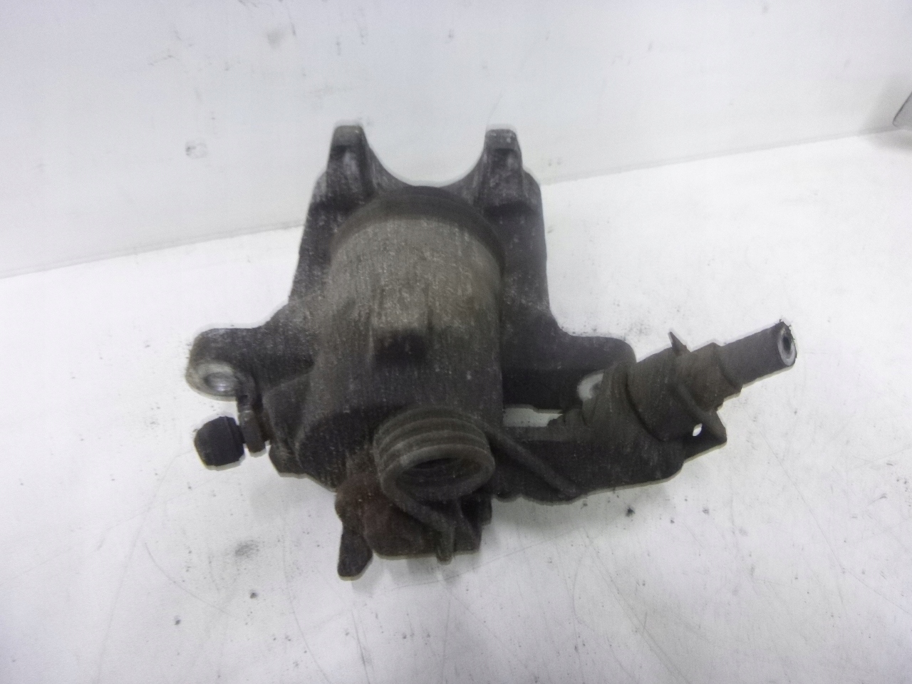 caliper brake rear part Volkswagen Golf IV 1.4 01r.