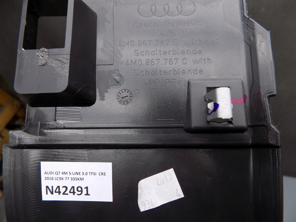 AUDI Q7 4M side of the threshold left 4M0867767C