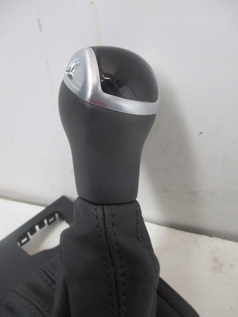gear lever AUDI A1 82A 17R