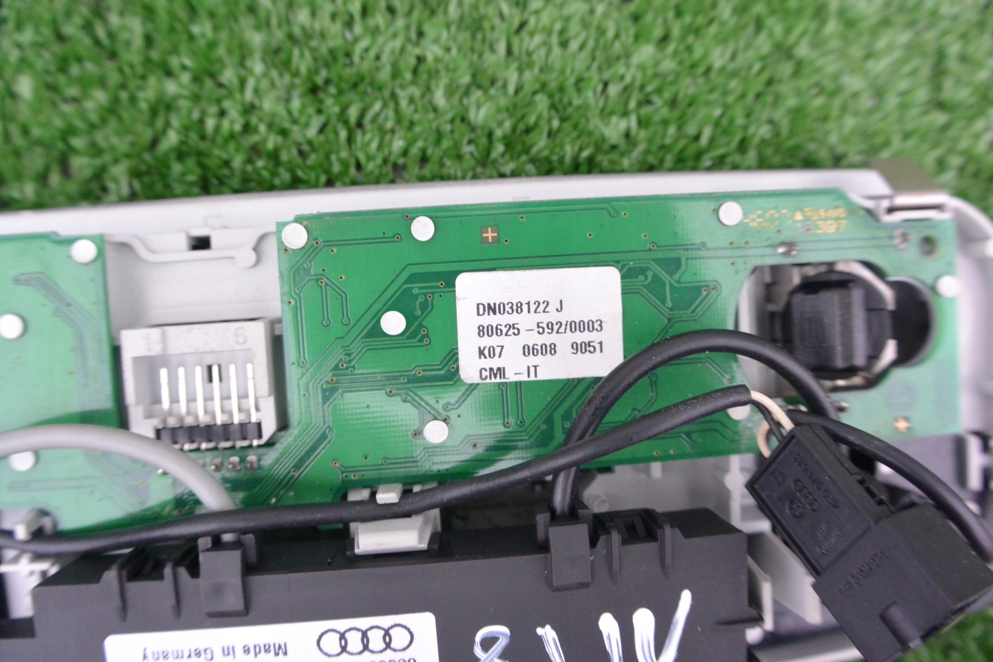 light lighting of the roof AUDI TT 8J front
