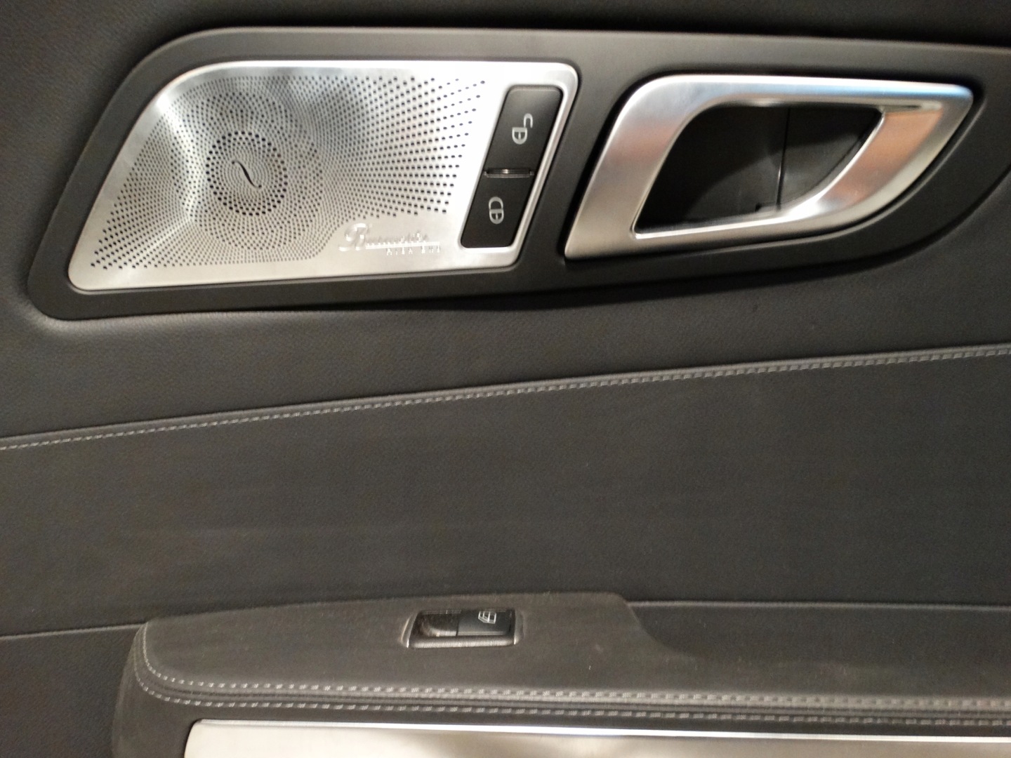 side upholstery right door MERCEDES GT W190 1