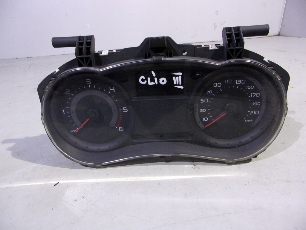 Renault Clio III dials dials