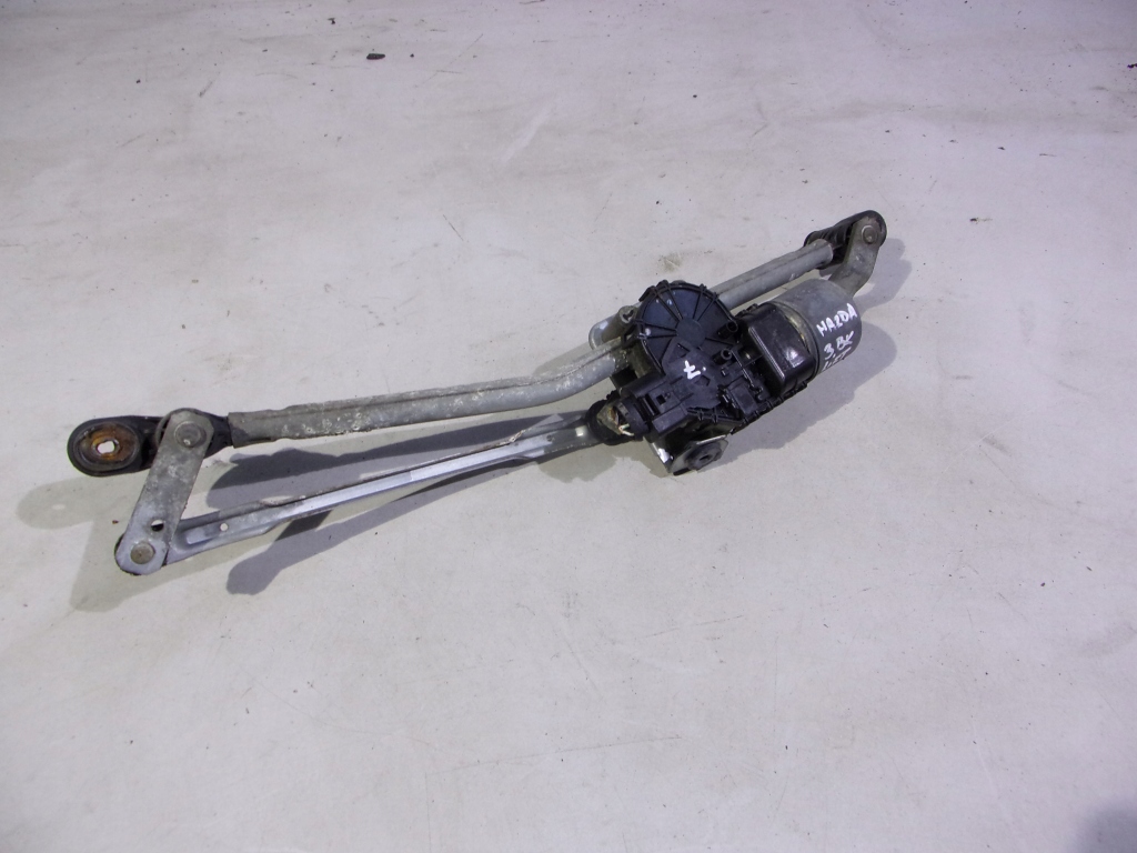 Mazda 3 BK lift tölök mehanizmusa eleje