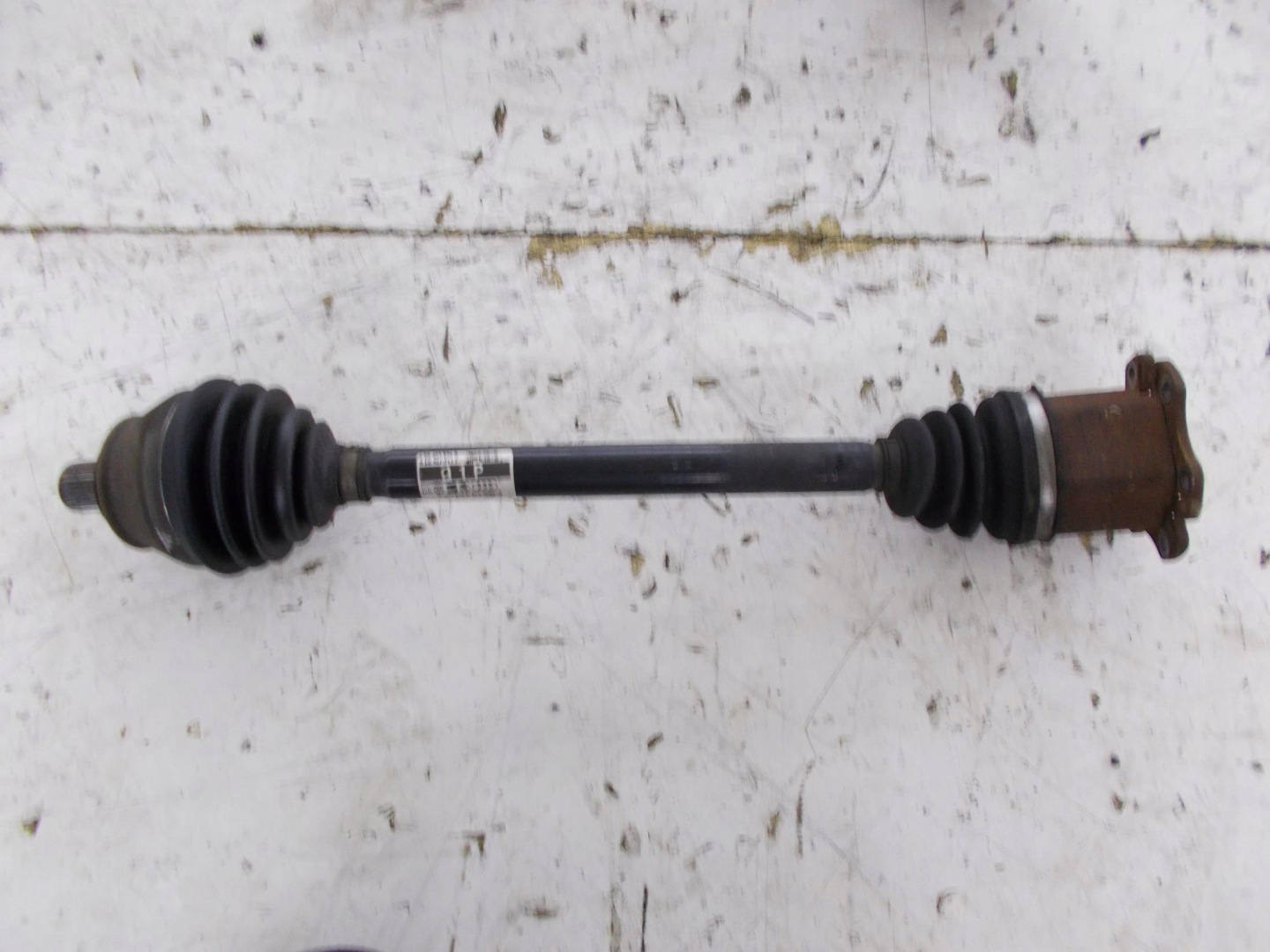 semi-axis left front 4E0407271P AUDI A8 D3 3.0 TDI
