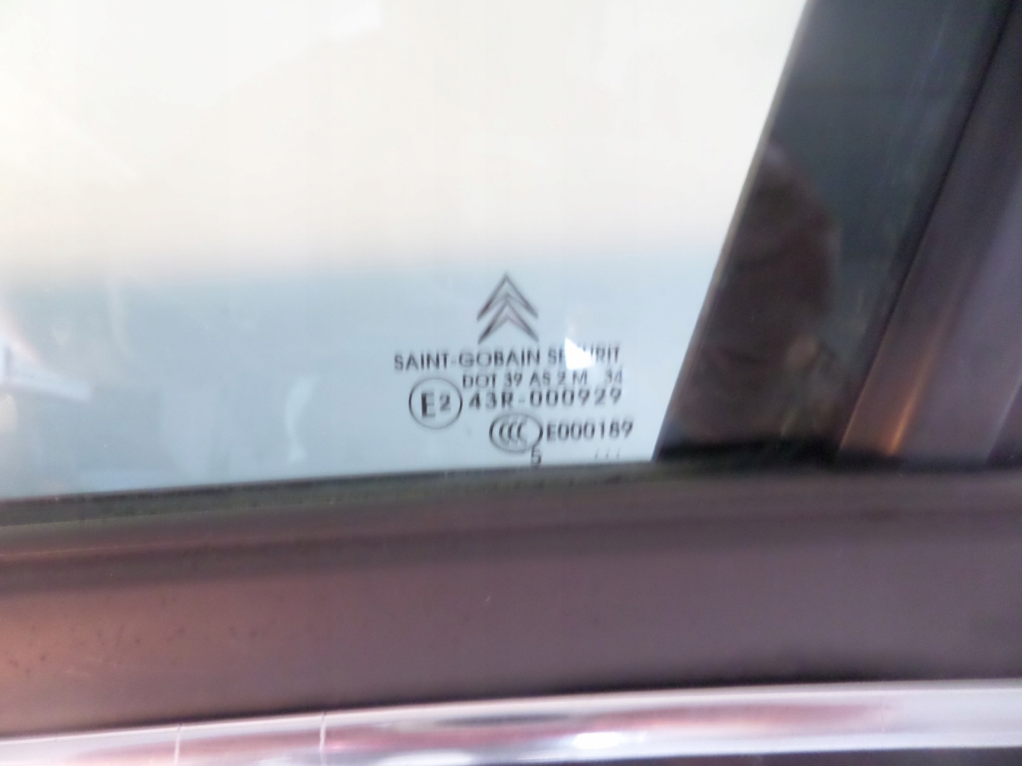 door front left CITROEN C4 04-10 5drzwi