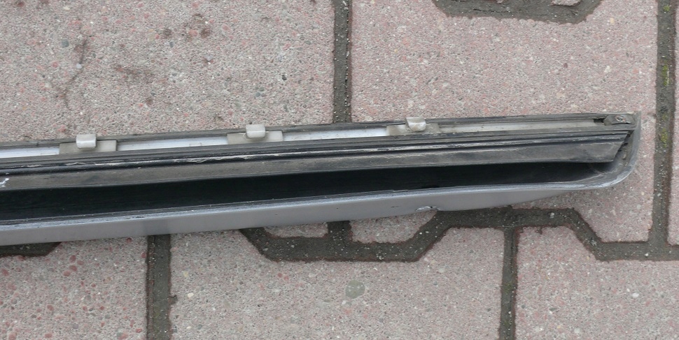 moulding lower door right rear part AUDI S6 A6 C5 LIFT