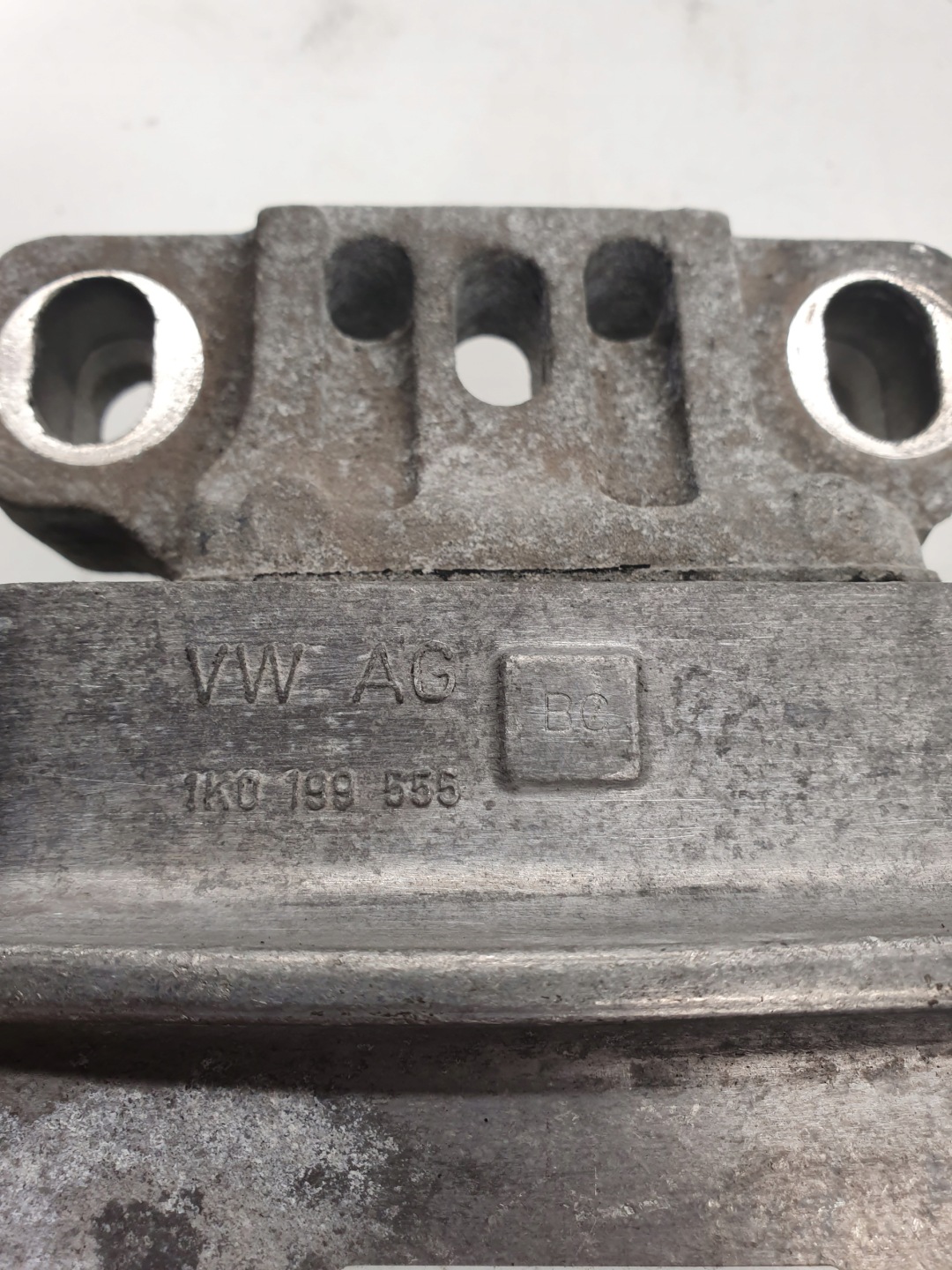 holder gearbox mounting AUDI VW 1K0199555BC