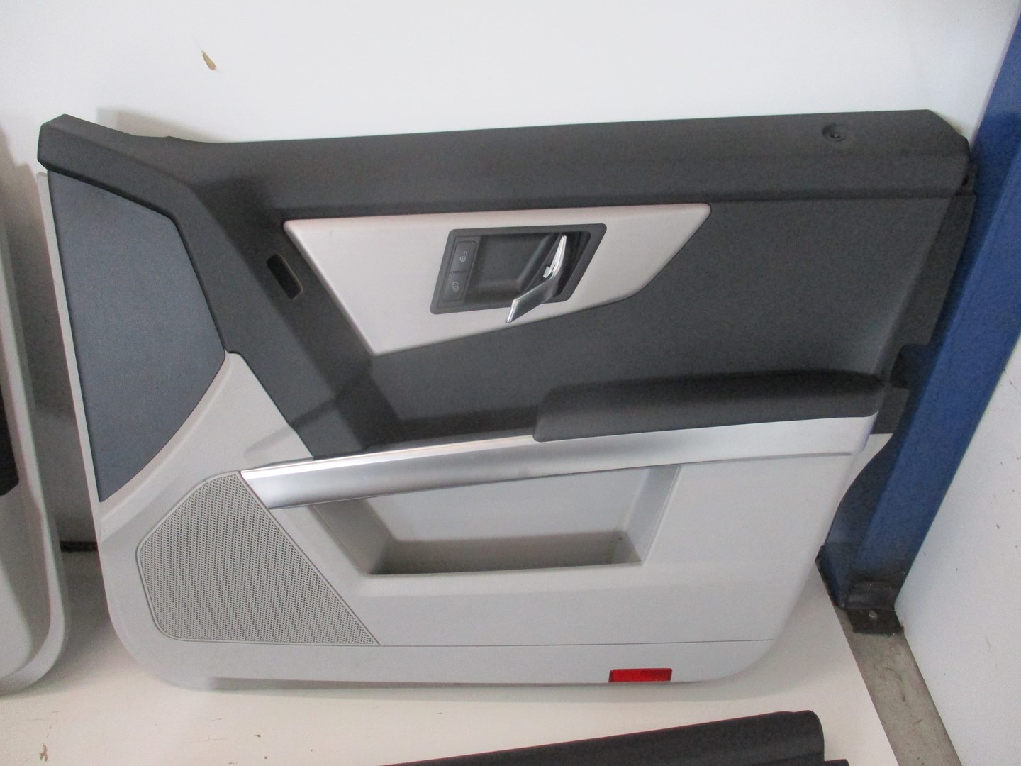 upholstery upholstery Mercedes GLK 15R LIFT front