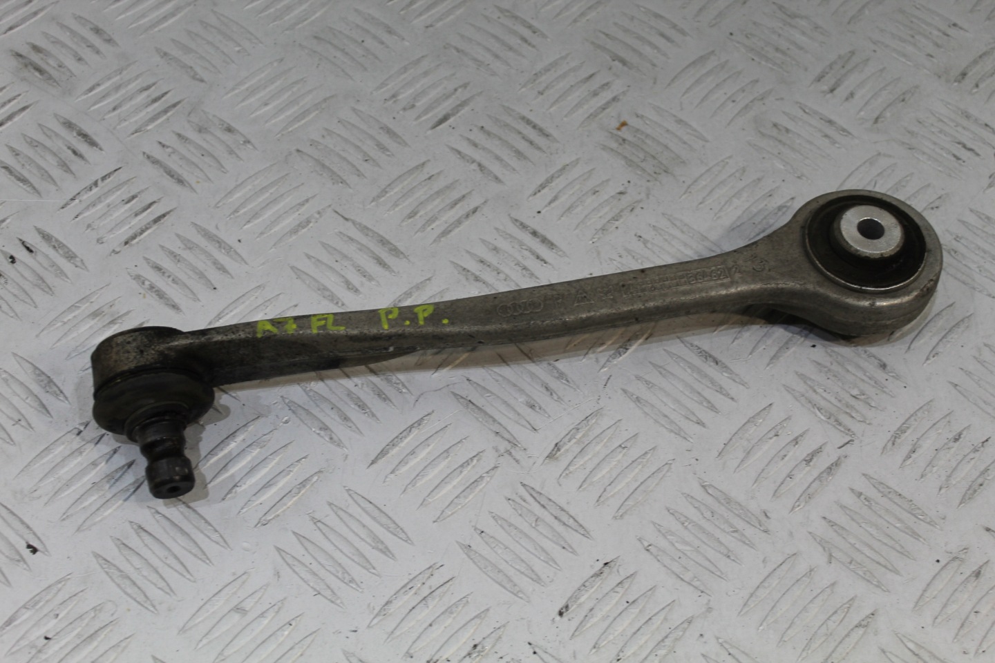 arm right front upper AUDI A7 4G8 LIFT