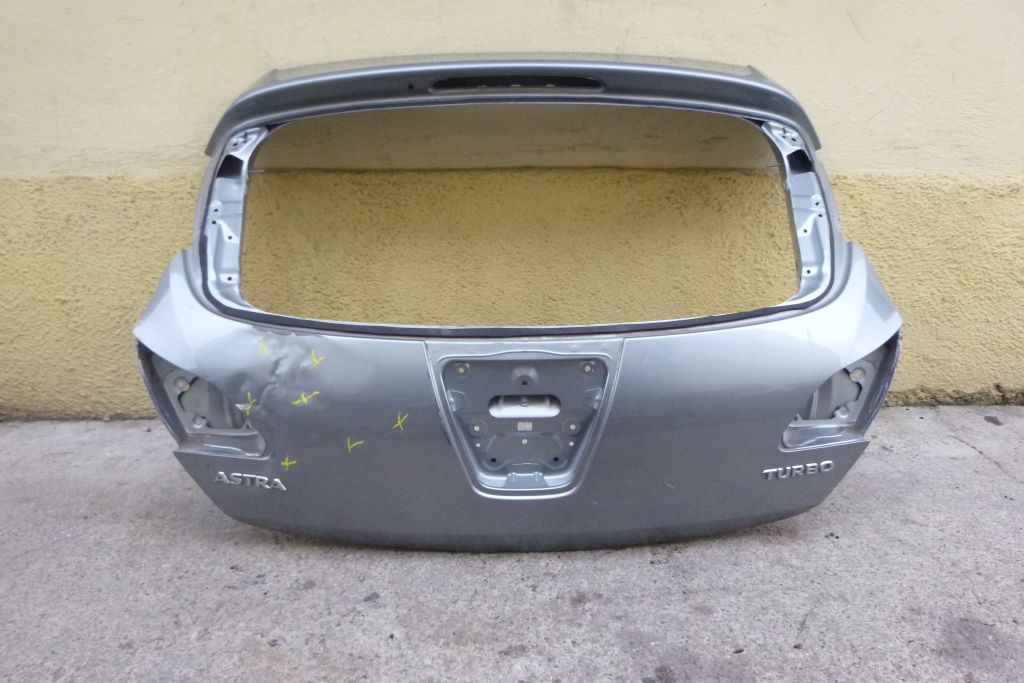Opel Astra 4 J IV HB boot doors rear part