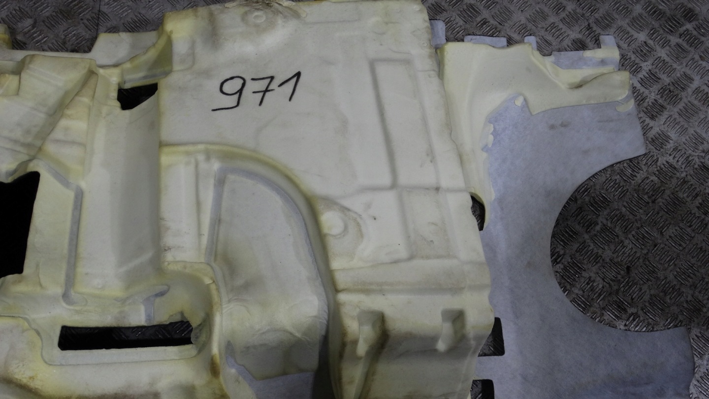 IDEALNY KPL.carpet left PORSCHE PANAMERA 971 1