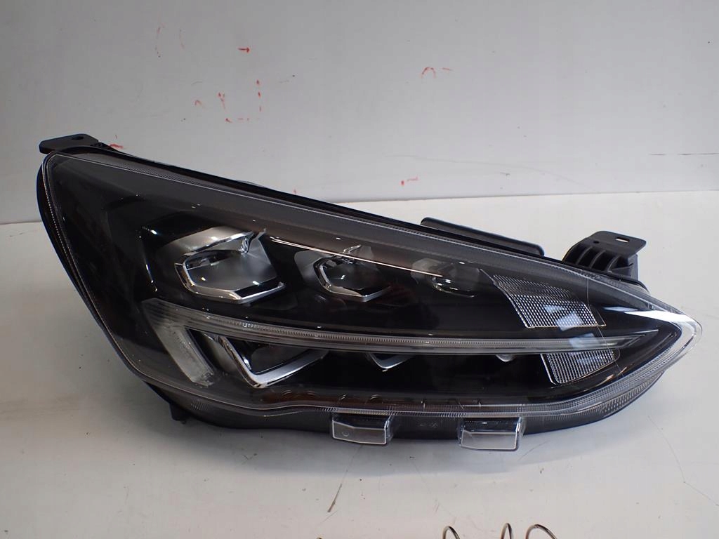 light front right FORD FOCUS MK4 18- FULL LED