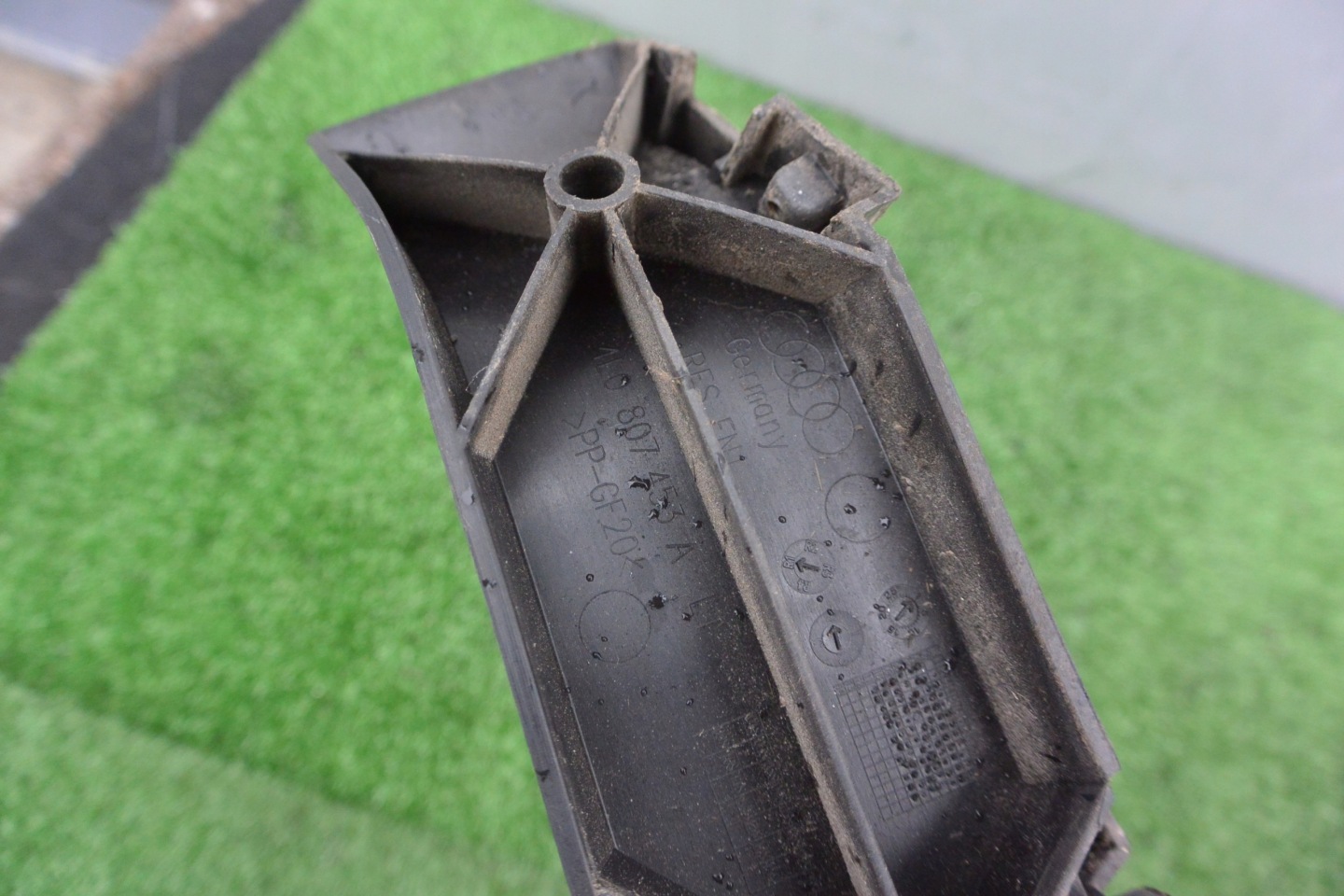 bumper bracket rear part left right KPL AUDI Q7 4L LIFT