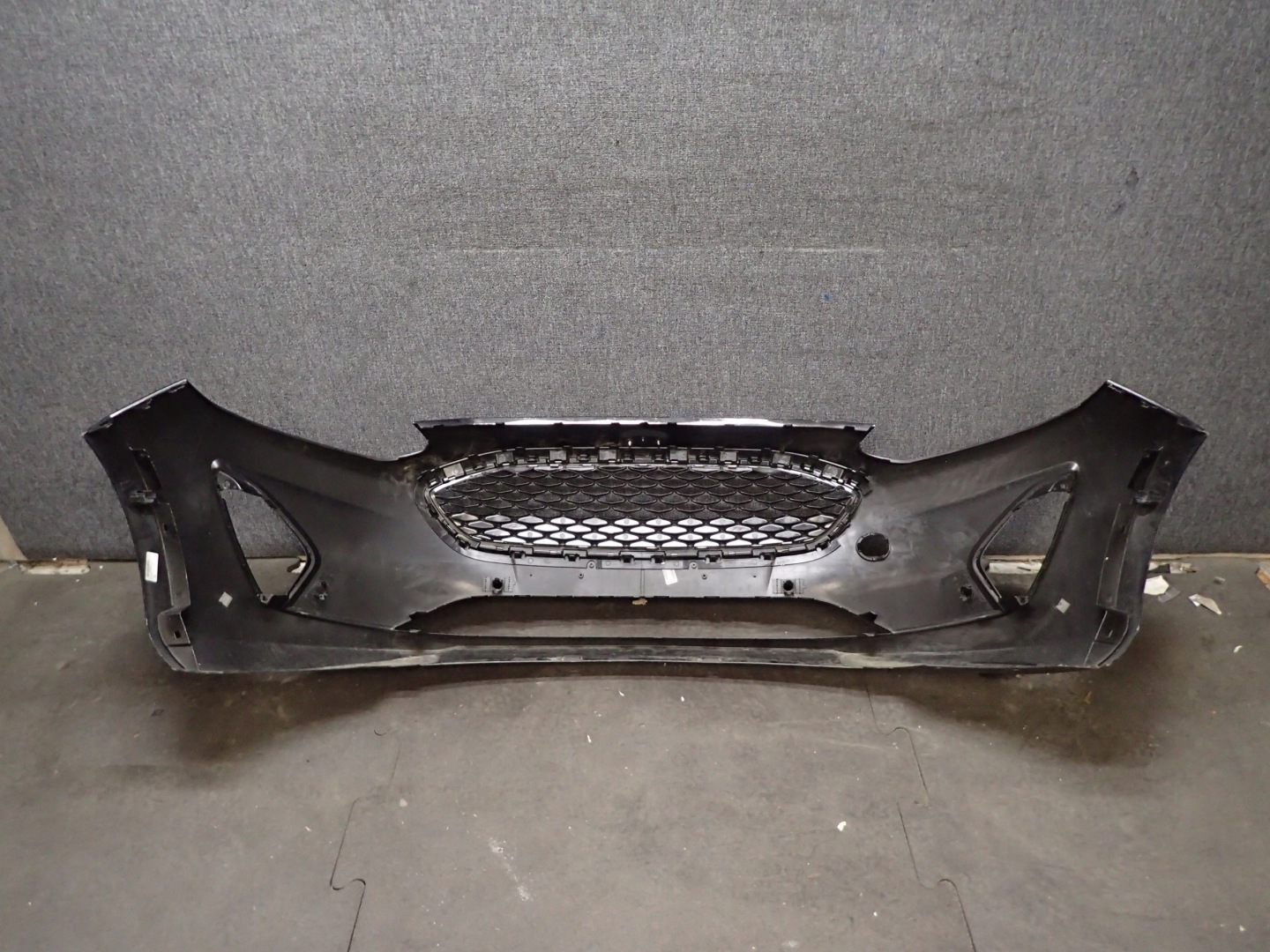 BUMPER FRONT FORD FIESTA MK8