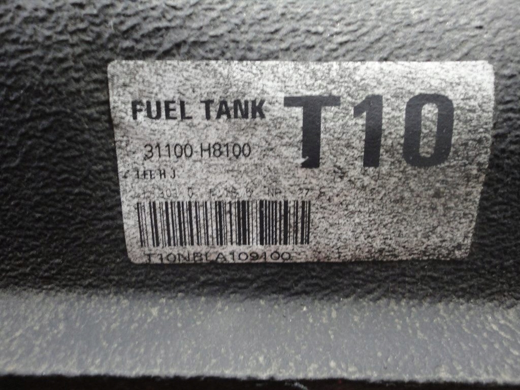 KIA RIO IV 1,2 spremnik rezervoar goriva benzin 2017