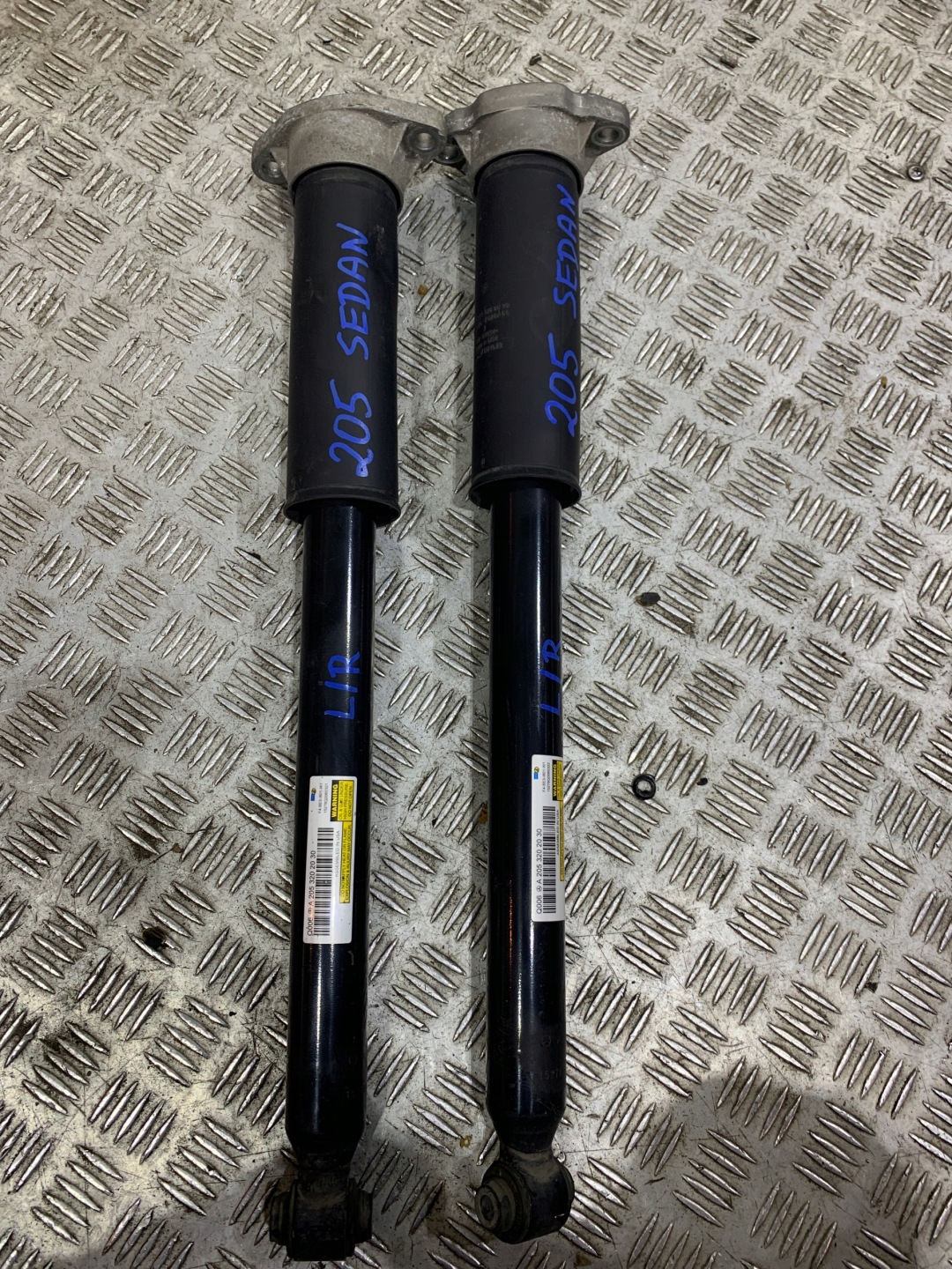IDEALNY shock absorber rear MERCEDES W205 1
