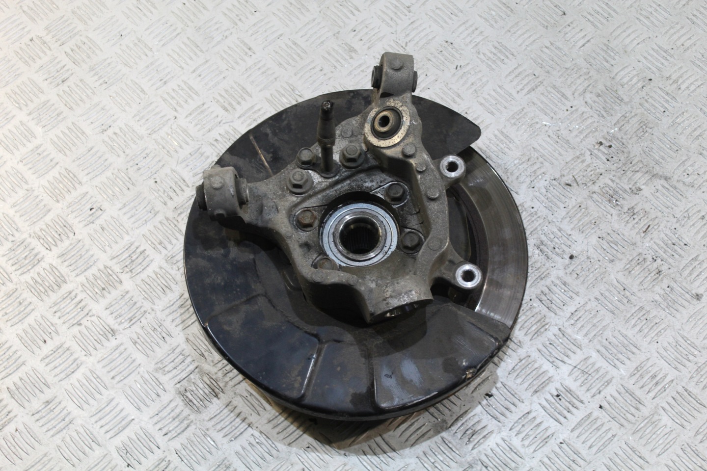 swing right rear part INFINITI FX30 II LIFT
