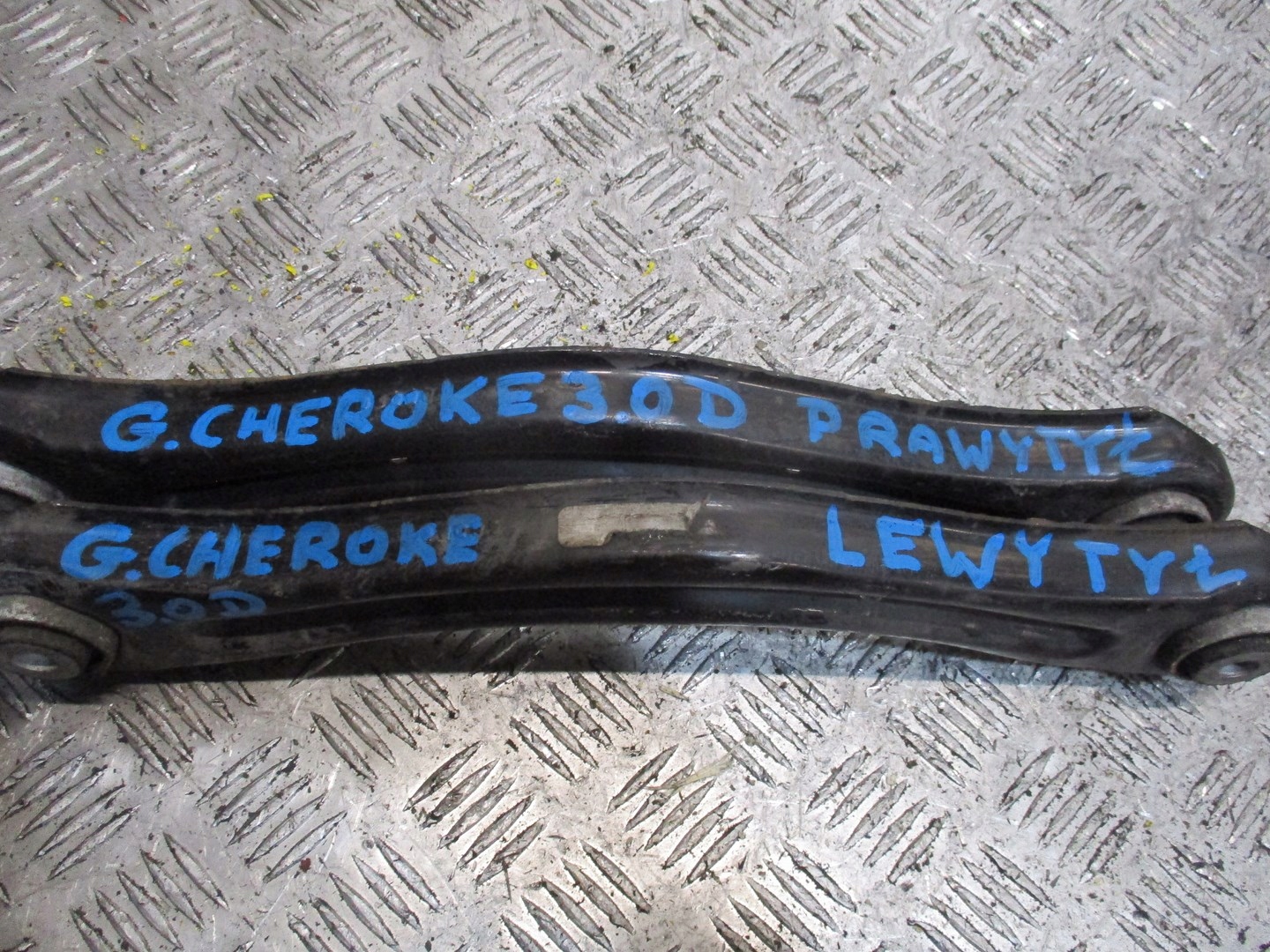 QUERLENKER QUERLENKER HECK JEEP GRAND CHEROKEE 3,0D