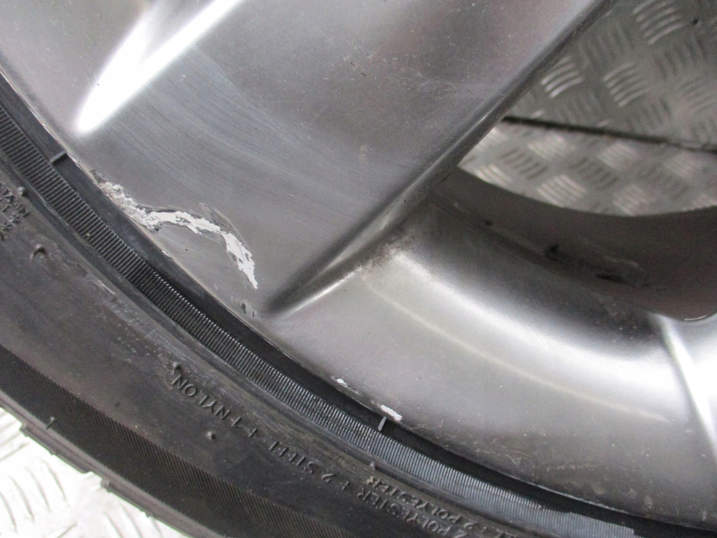 wheels discs tyres INFINITI EX30 R18 M+S 9MM