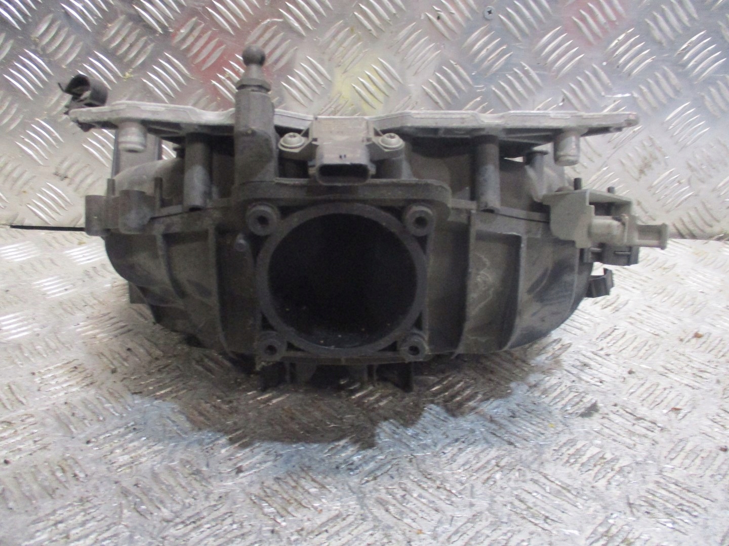 intake manifold BMW Z4 E89 2,0i T 7588126