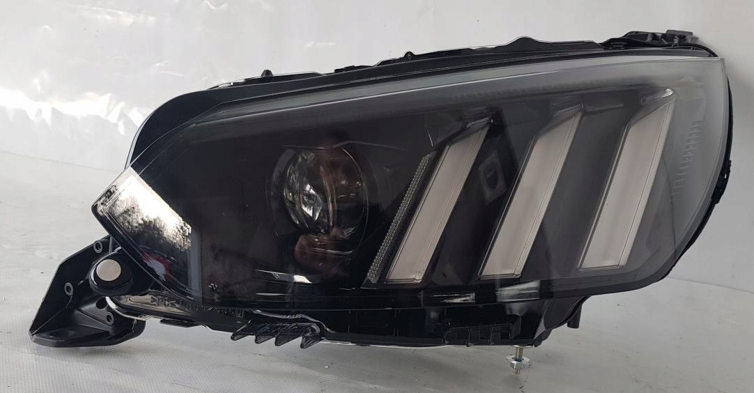 light front right left PEUGEOT 2008 II FULL LED