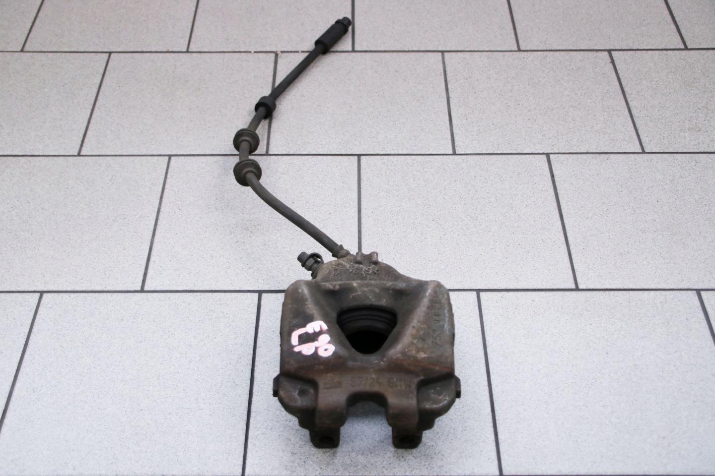 BMW E87 E90 E91 caliper brake left front 57/24