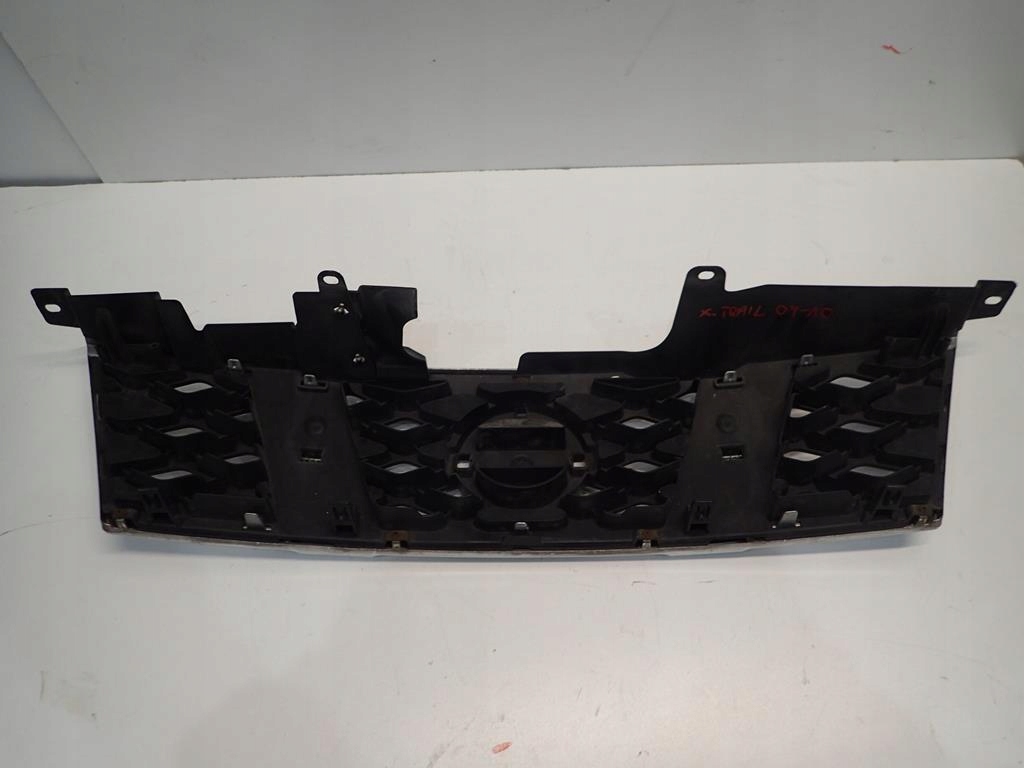 grille NISSAN X-TRAIL T31 07-10