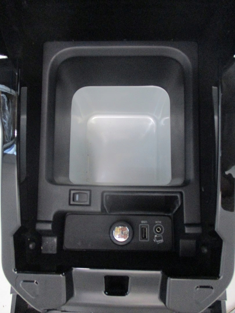 TUNE LPODLOKIETNIK RANGE ROVER SPORT LEDER GRAUE