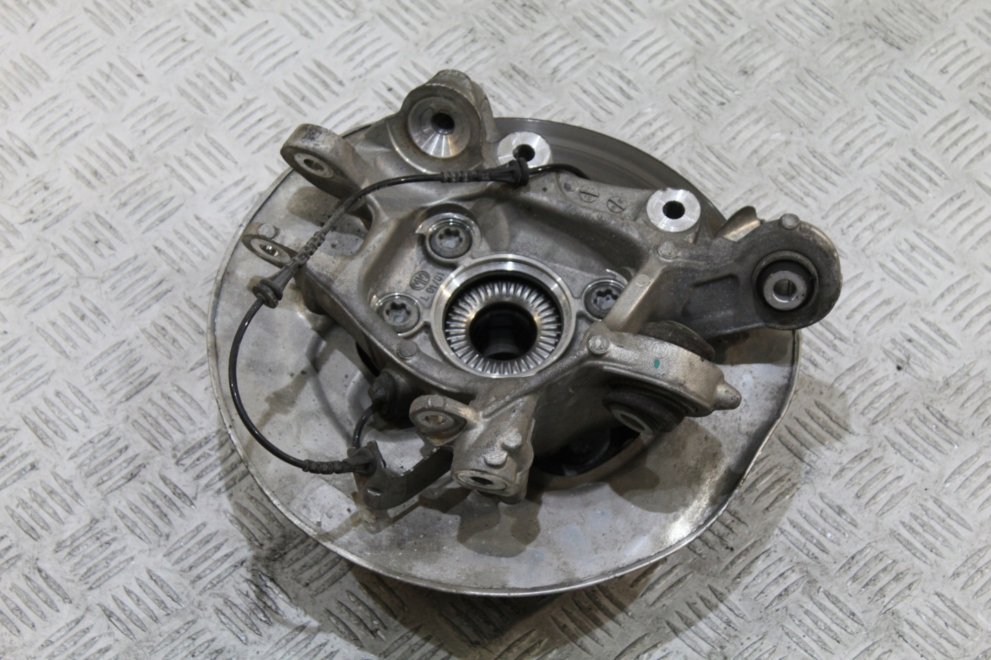 swing left rear part BMW 3 G20 6878623