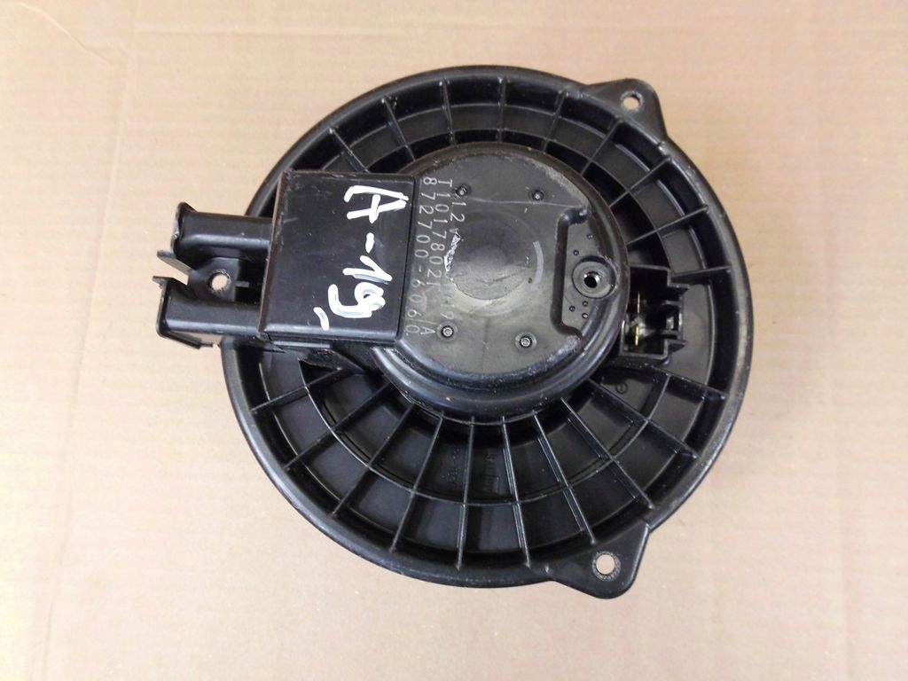 Subaru Forester IV XV ventilátor topení topení 72223FJ000