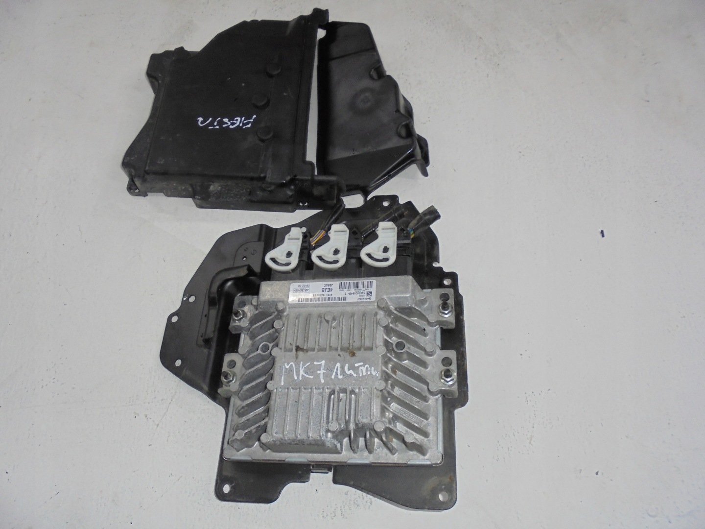 FORD FIESTA MK7 1,4 TDCI COMPUTER CONTROL UNIT 08>
