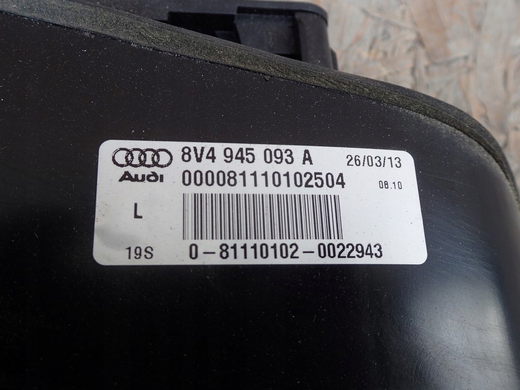 light left rear left rear part AUDI A3 8V 8V4945093A