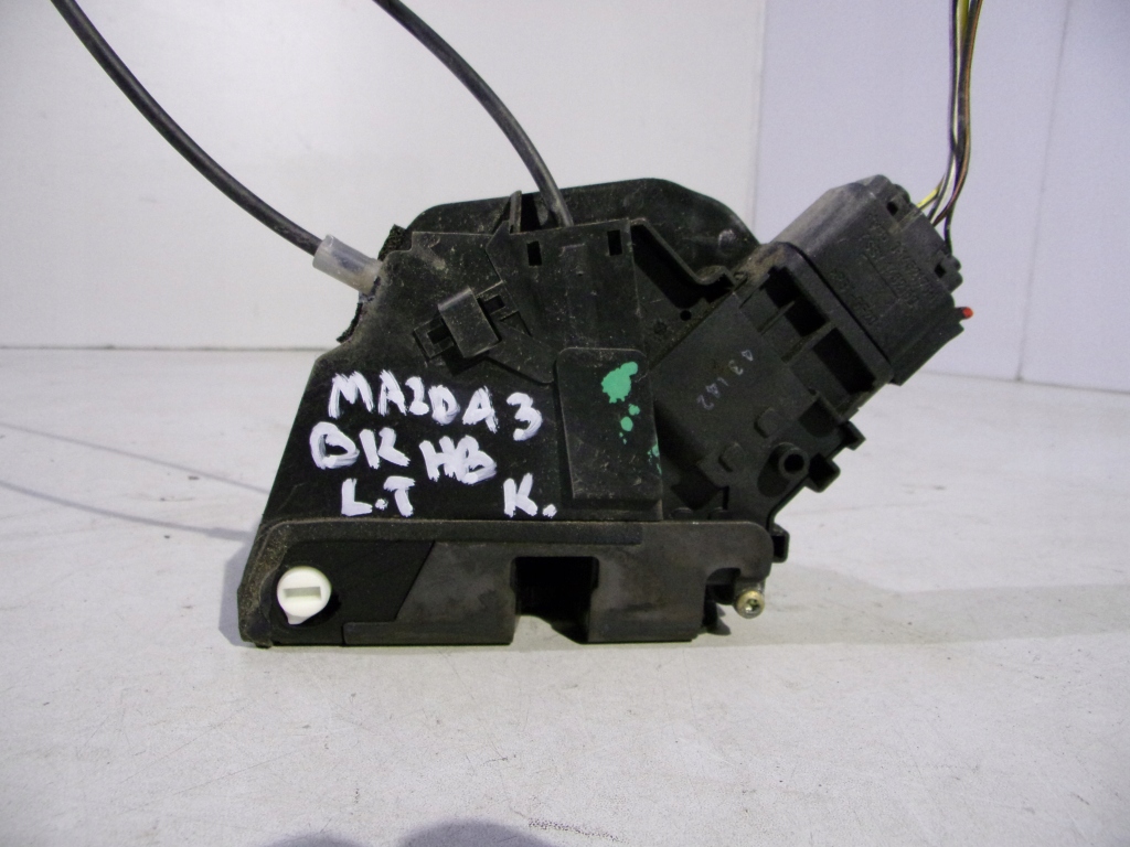 Mazda 3 BK lock left rear part rear