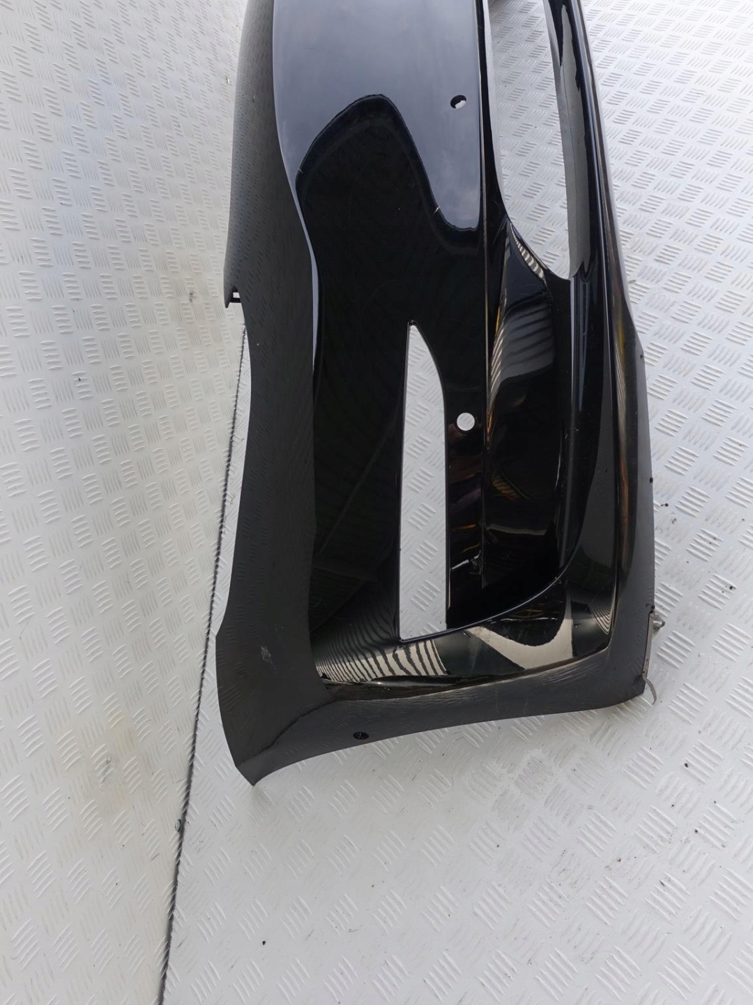 TESLA III 3 bumper front 1084175-00-D