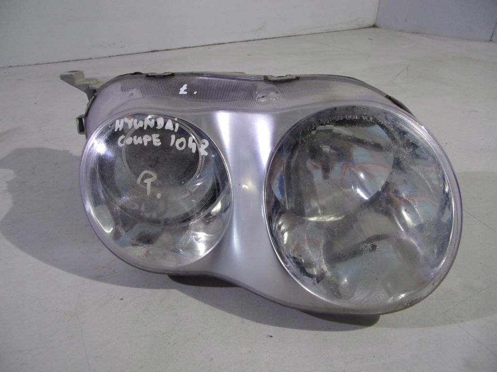 Hyundai Coupe 99-02' light right front