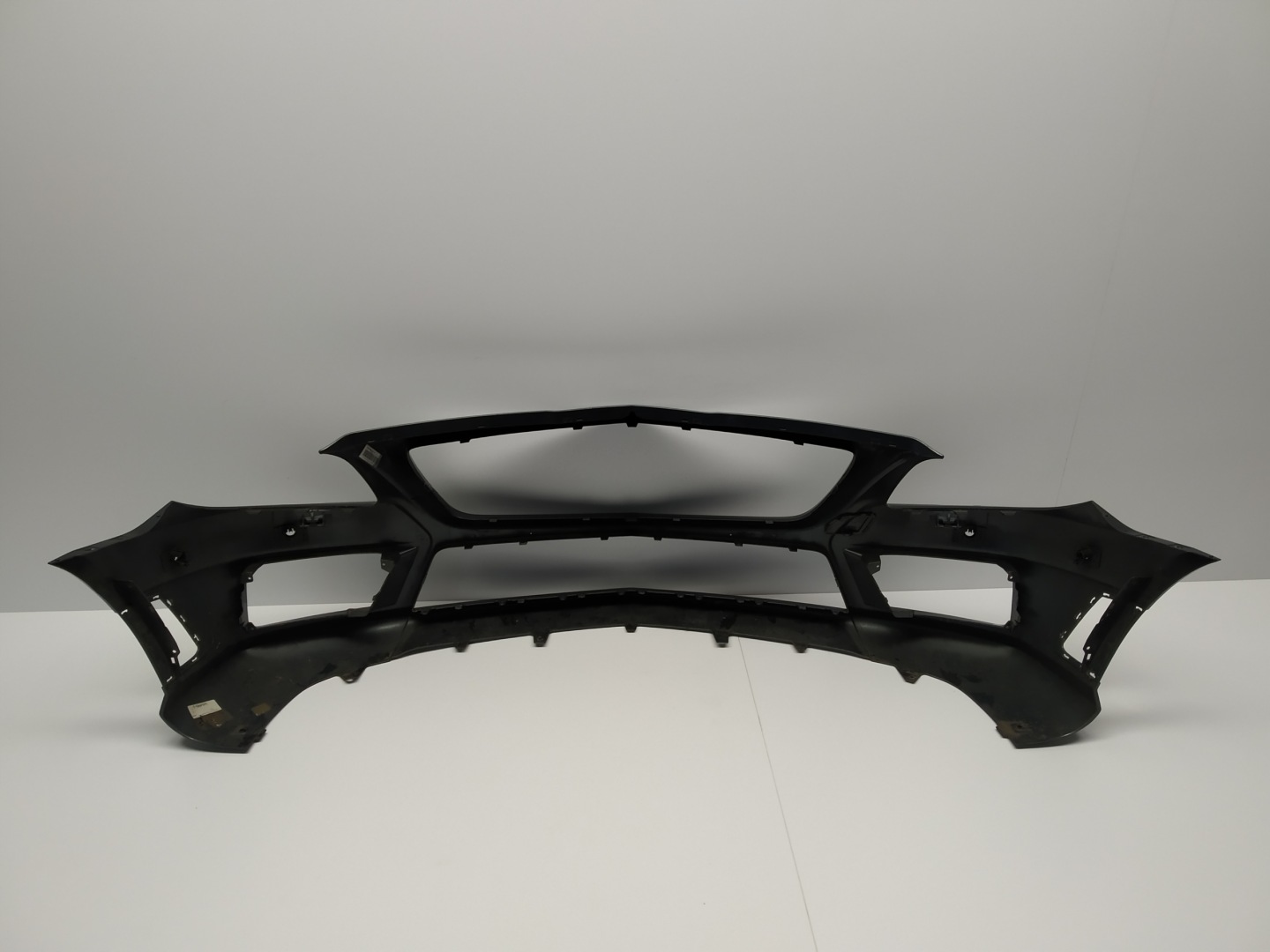 11r- W172 Mercedes SLK 55 AMG bumper front black before lift